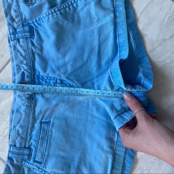 Blue shorts - Picture 7 of 10